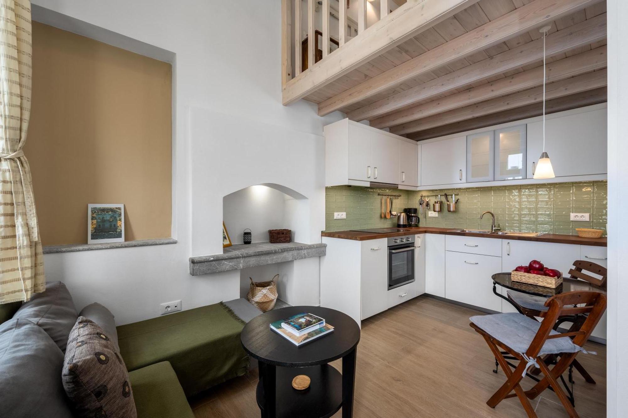 סימי Over The Sea Apartments מראה חיצוני תמונה