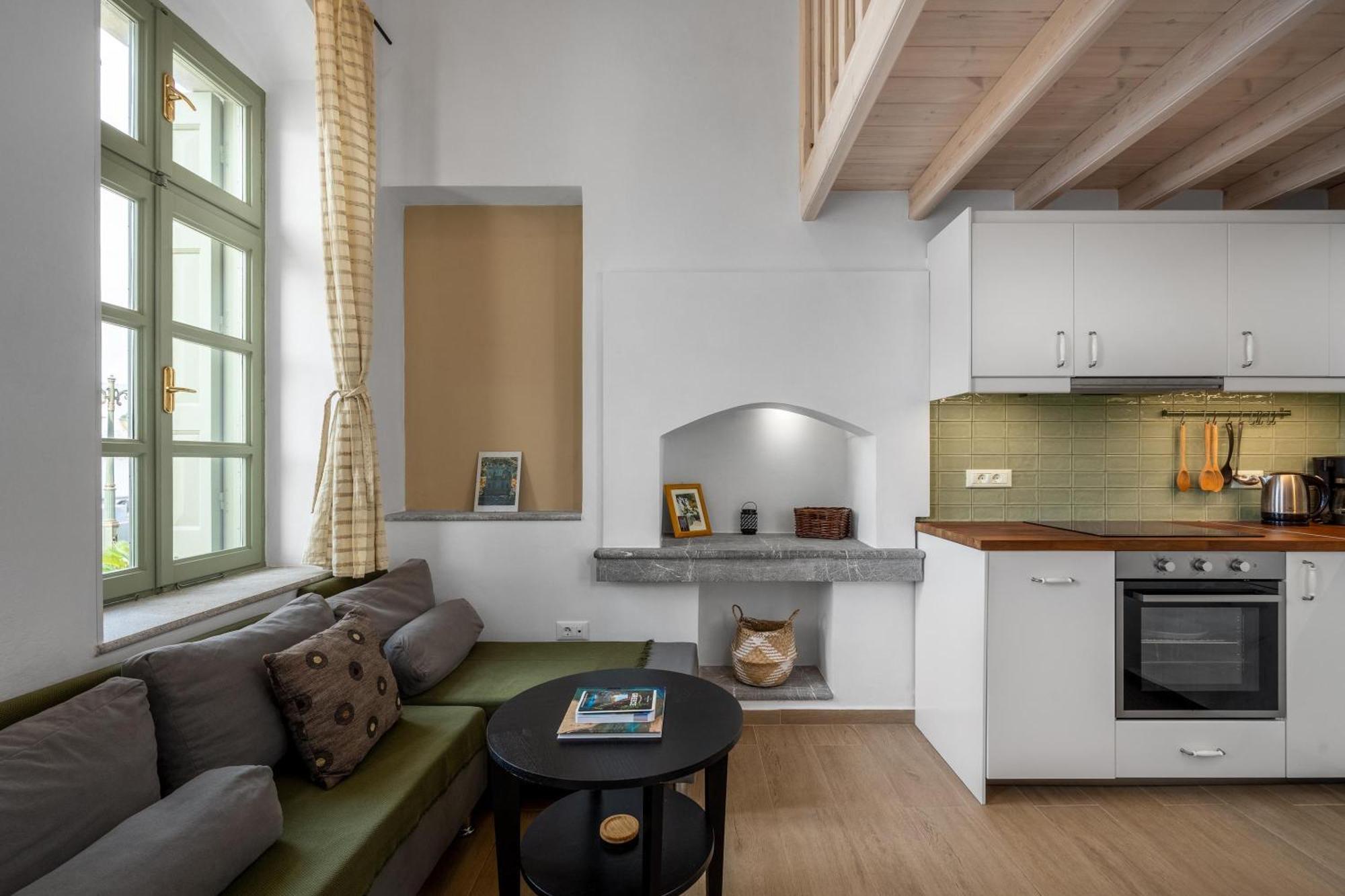 סימי Over The Sea Apartments מראה חיצוני תמונה